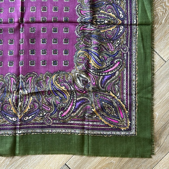 Vintage Paisley Patterned Square Scarf in Green and Purple 30” x 30” - Picture 7 of 8